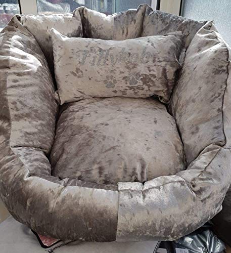 Luxury personalised crushed velvet dog or cat bed - Image 4